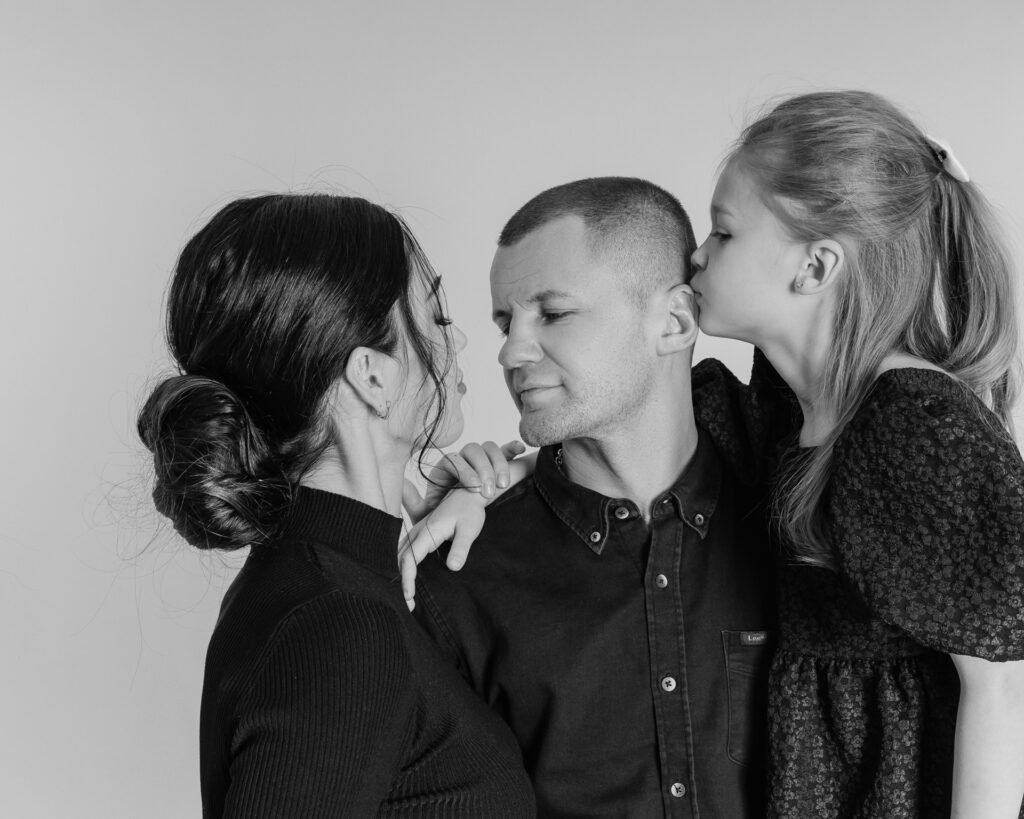 Charming Family | January 2023