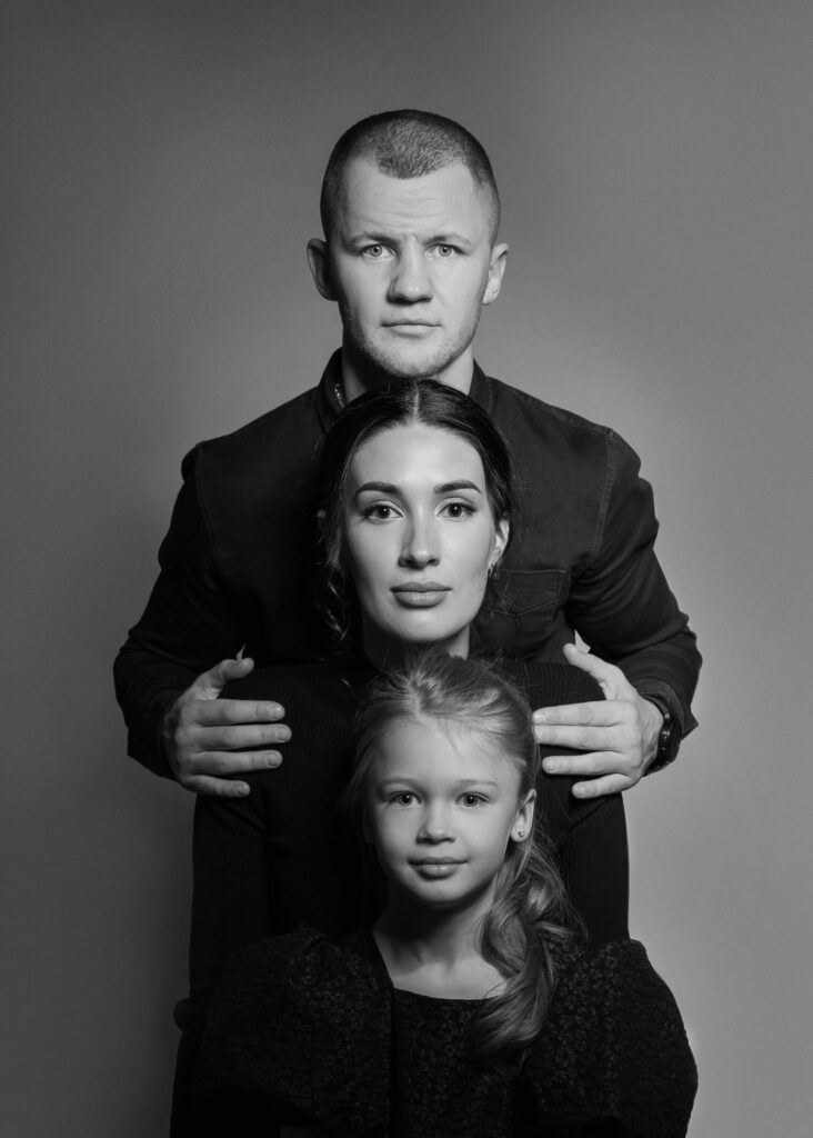 Charming Family | January 2023