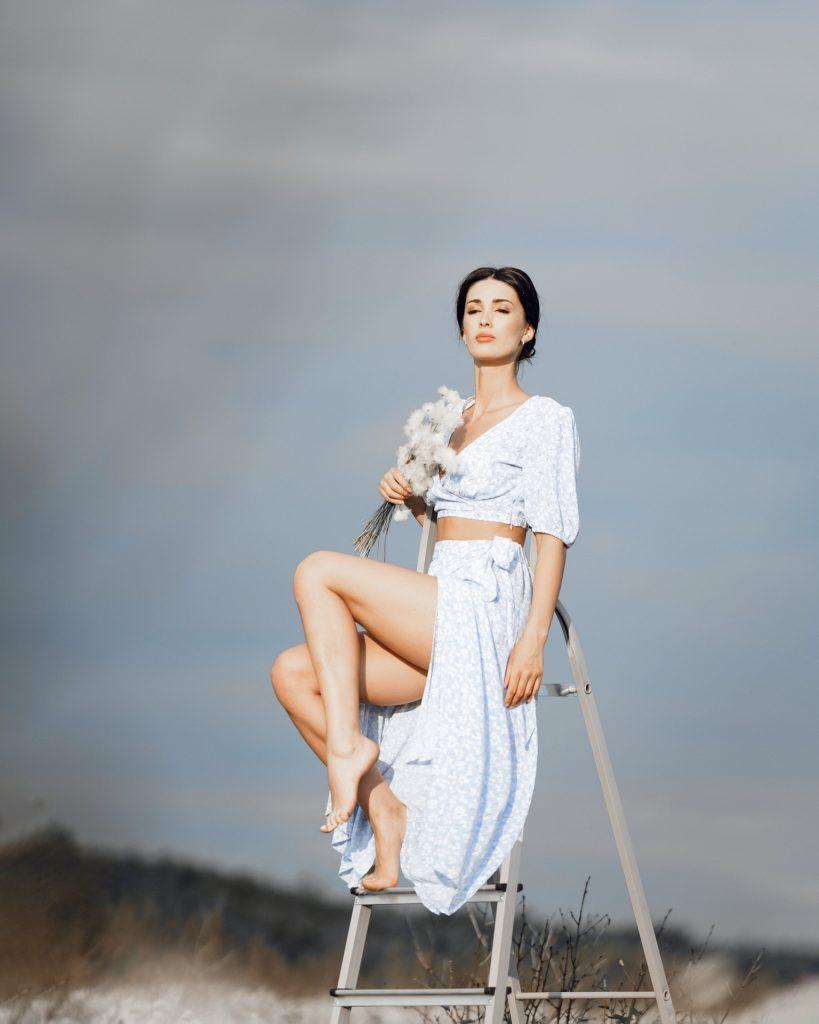 Victoria Tatiana White Field