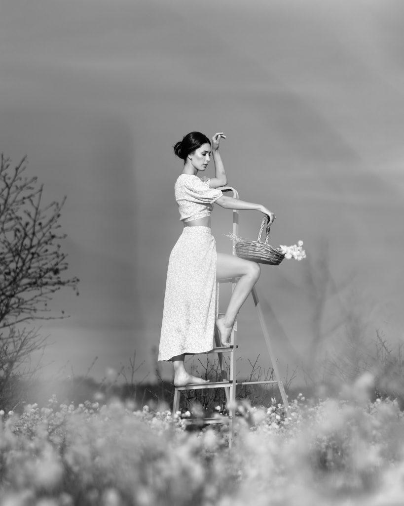 Victoria Tatiana White Field