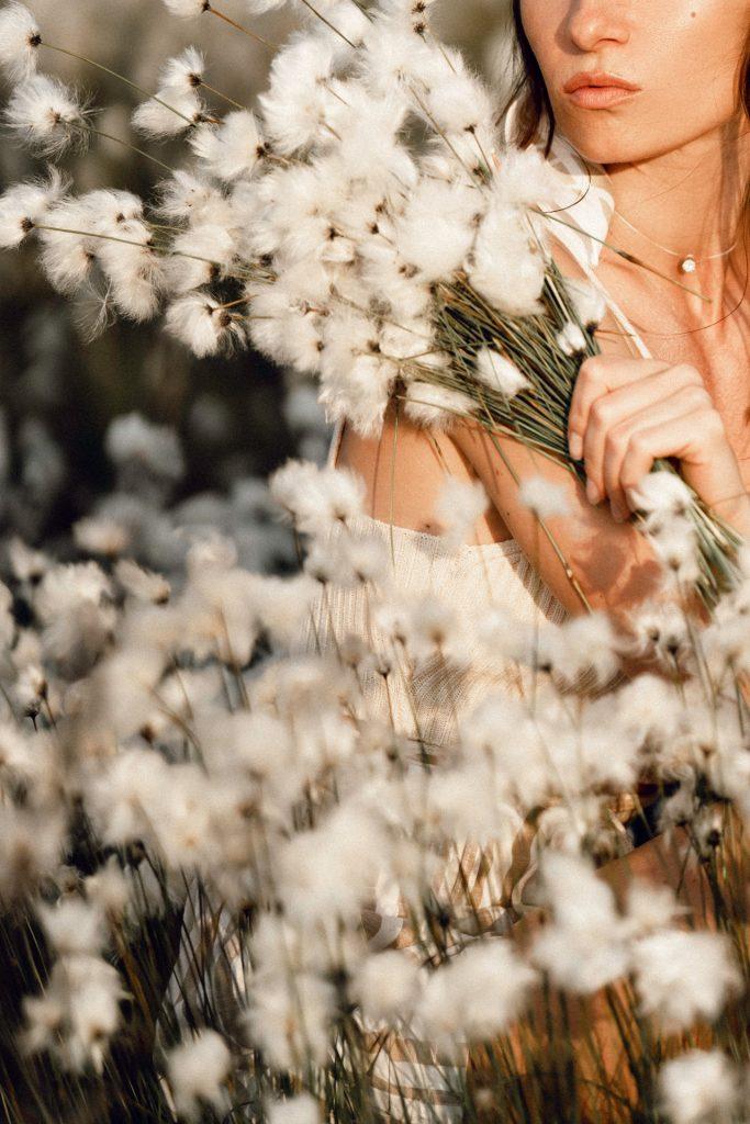 Victoria Tatiana White Field