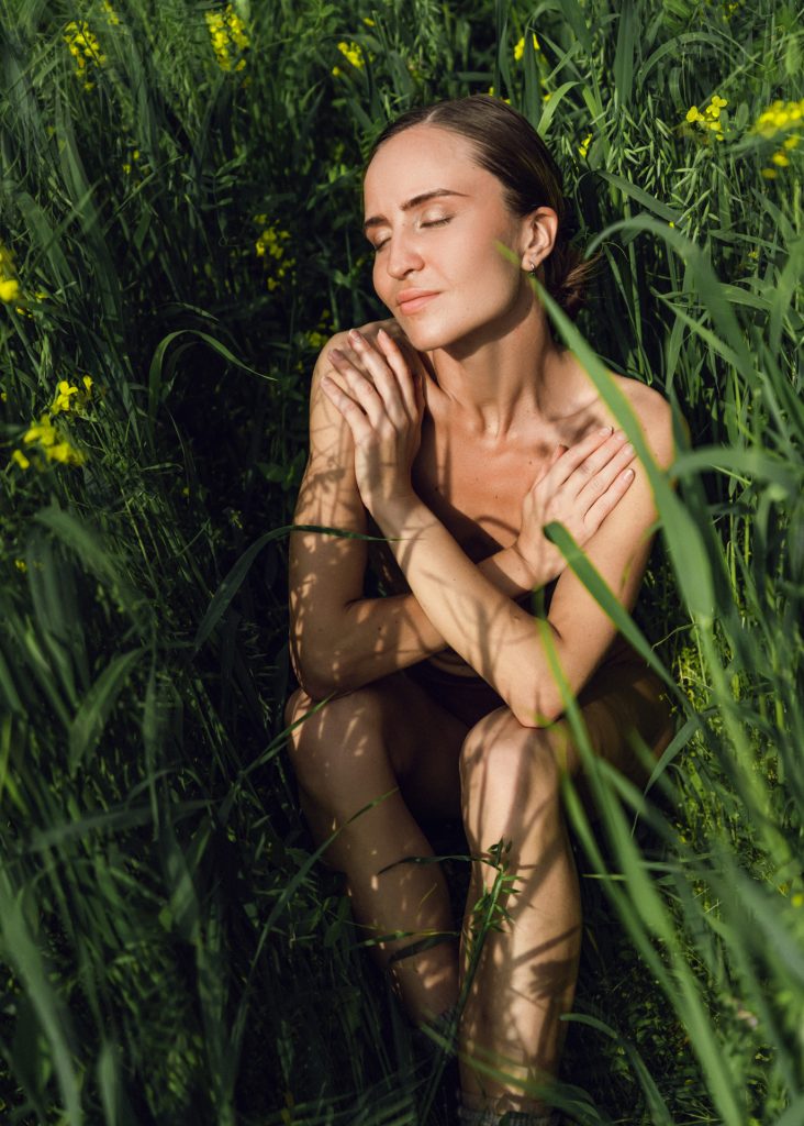 Anastasia Flower mood