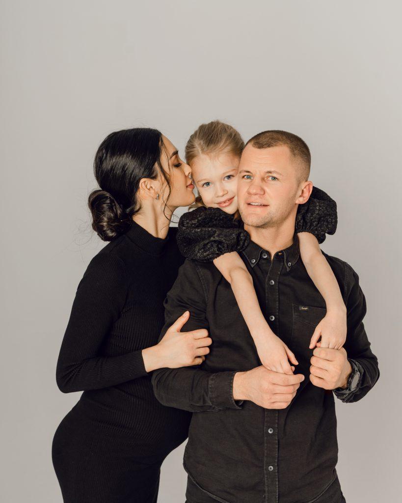 Charming Family | January 2023